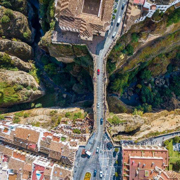 Vedere aeriana peste pod